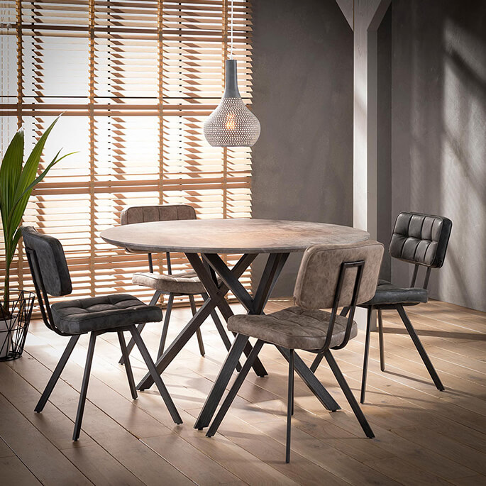 Ensemble vintage de 4 chaises en PU avec piétement en acier