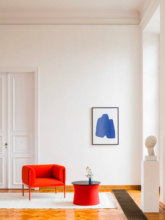 Fauteuil de salle d'attente à piétement métal et assise en tissu