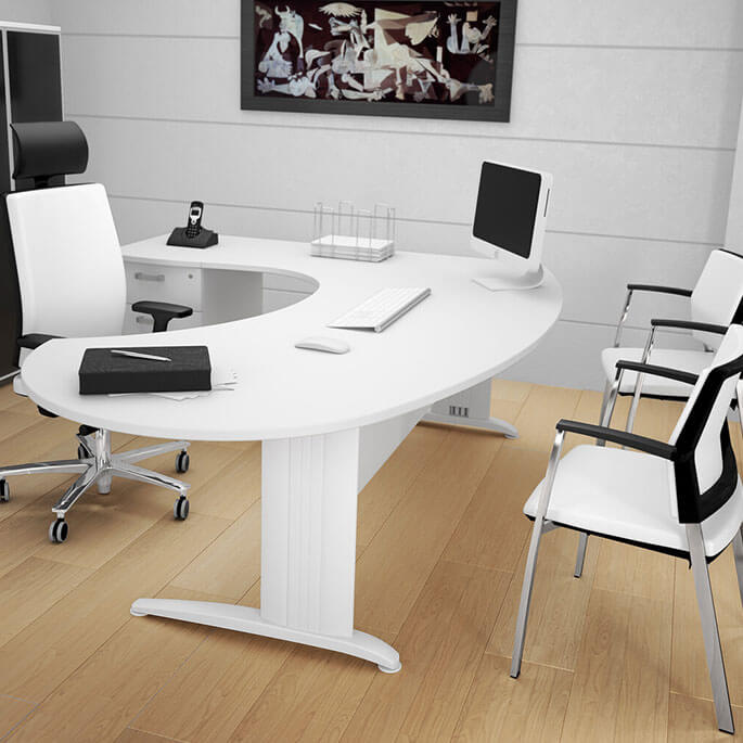 Chaise de réunion design à assise blanche en cuir